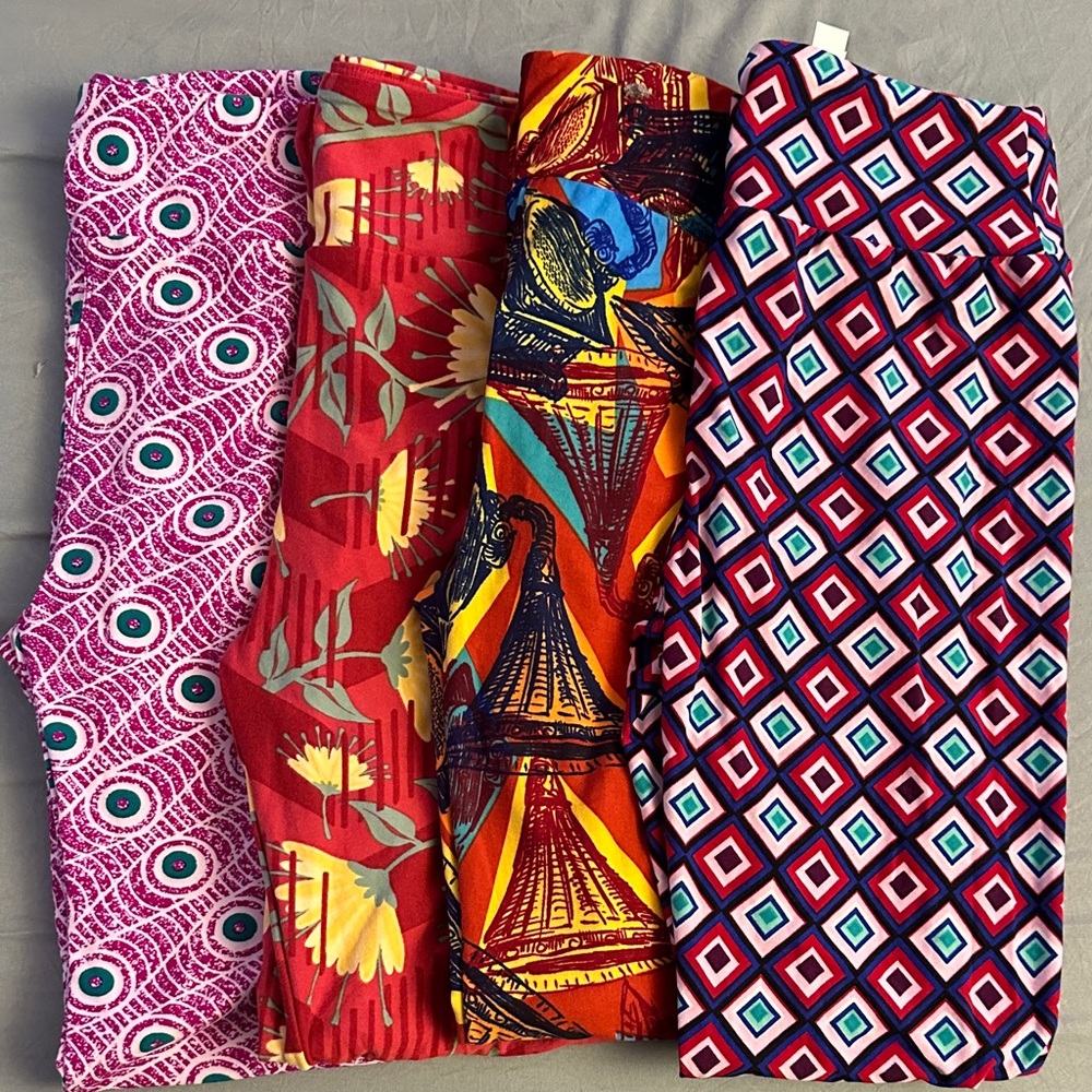 4 NEW pairs LuLaRoe Leggings!